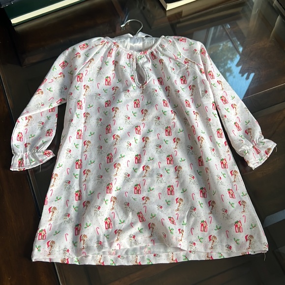 Edgehill Collection
Pearly Gates X Edgehill Collection Candy Cane Nightgown - Picture 6 of 11